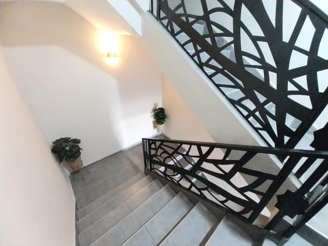 Appartement Cosy Proche Aeroport Deroua Luaran gambar